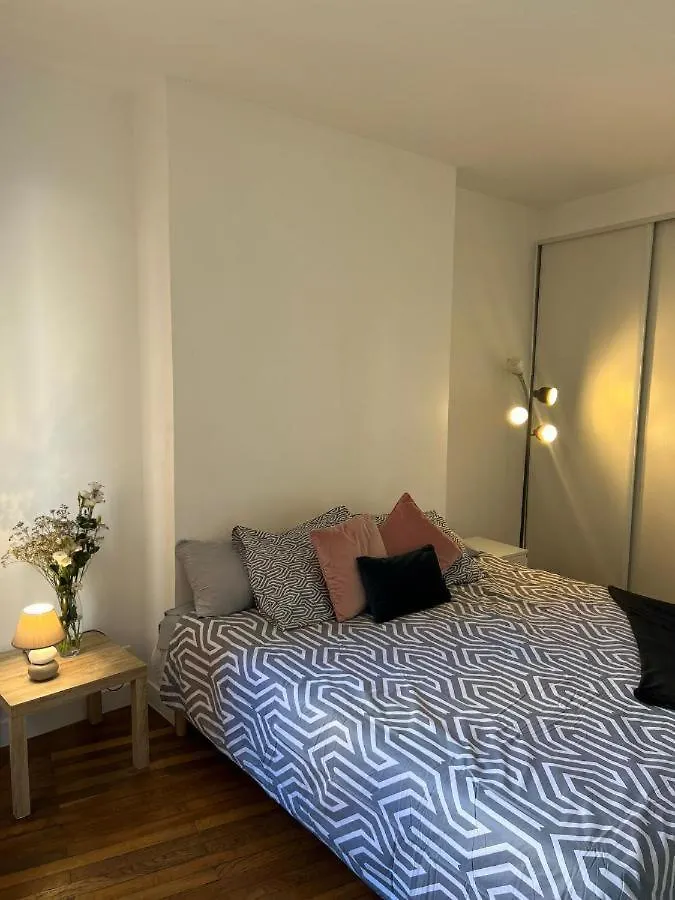 Cosy Haven Paris 14 Apartment