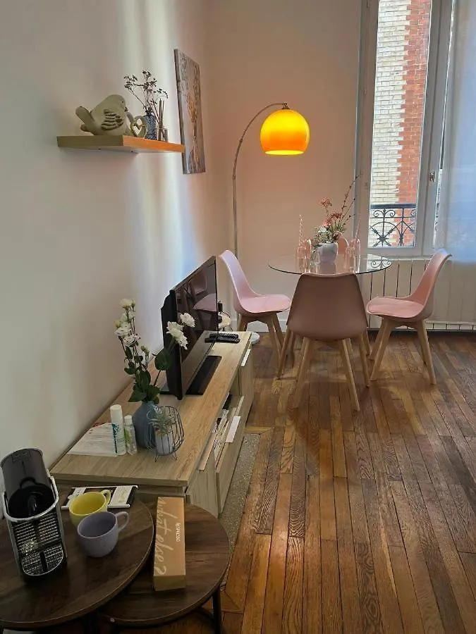 Cosy Haven Paris 14 Apartment