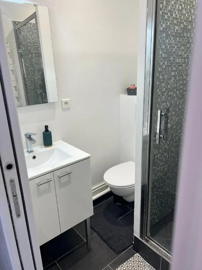 Cosy Haven Paris 14 Apartment France